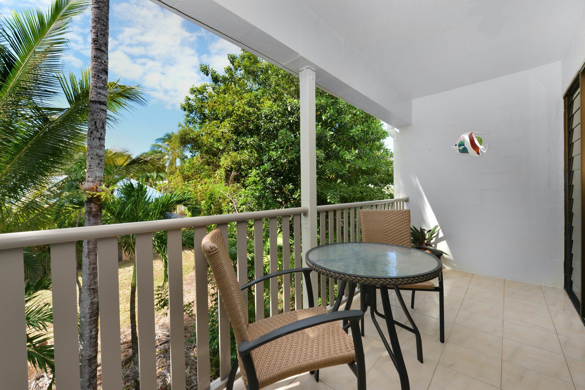 Seascape Holidays - Tropical Reef Apartments Порт Дуглас Экстерьер фото